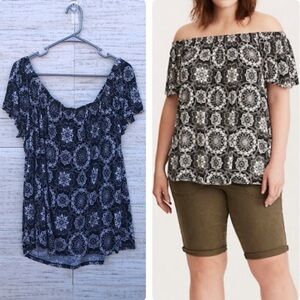TORRID OFF THE SHOULDER TOP | SIZE 2